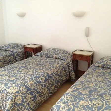 La Cle Du Sud Hotel 2*